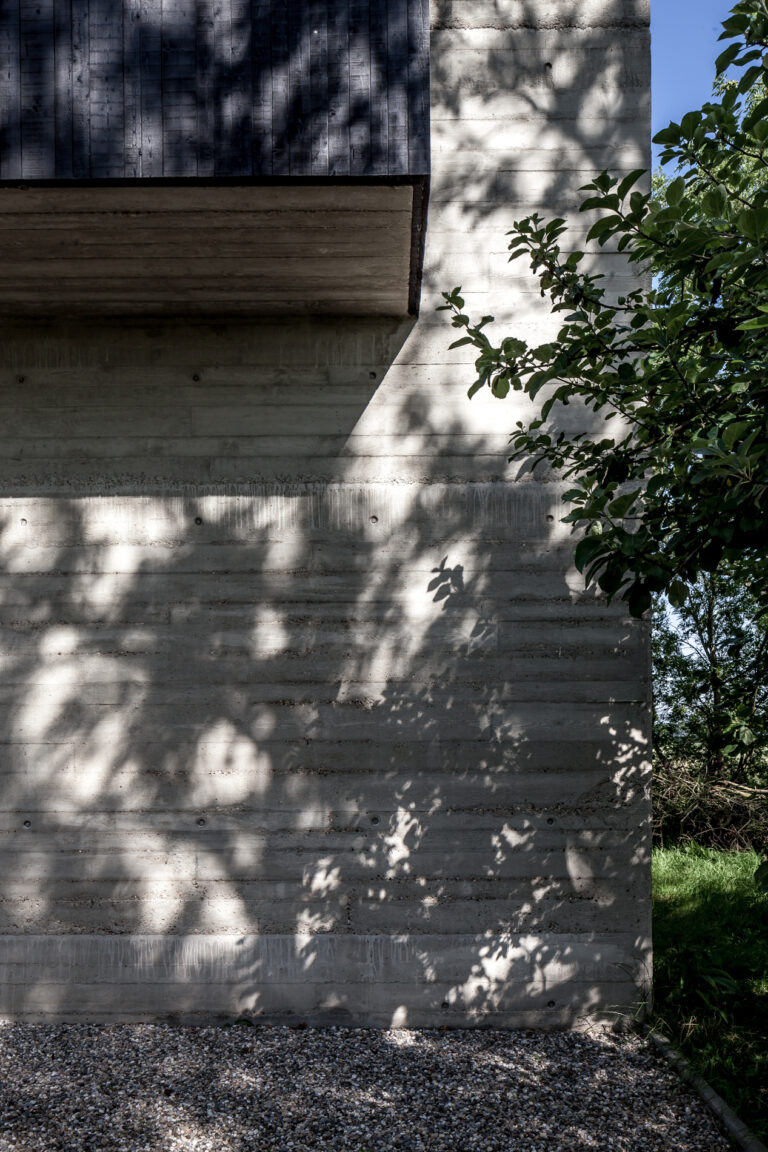 Marie-José Van Hee – For Sun and Wind to Paint on